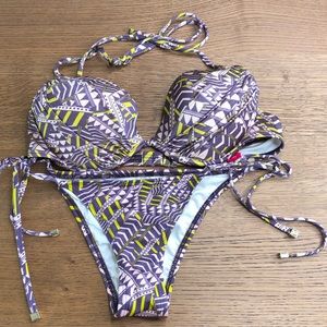 Victoria’s Secret Swimsuit Set
